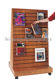 Chine Affichage libre en bois mobile de position de présentoir de magazine de Slatwall de fonction de 2 manières fournisseur